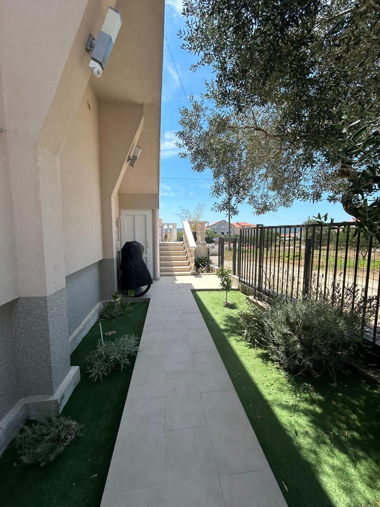Apartman Lorna Turanj Exterior foto